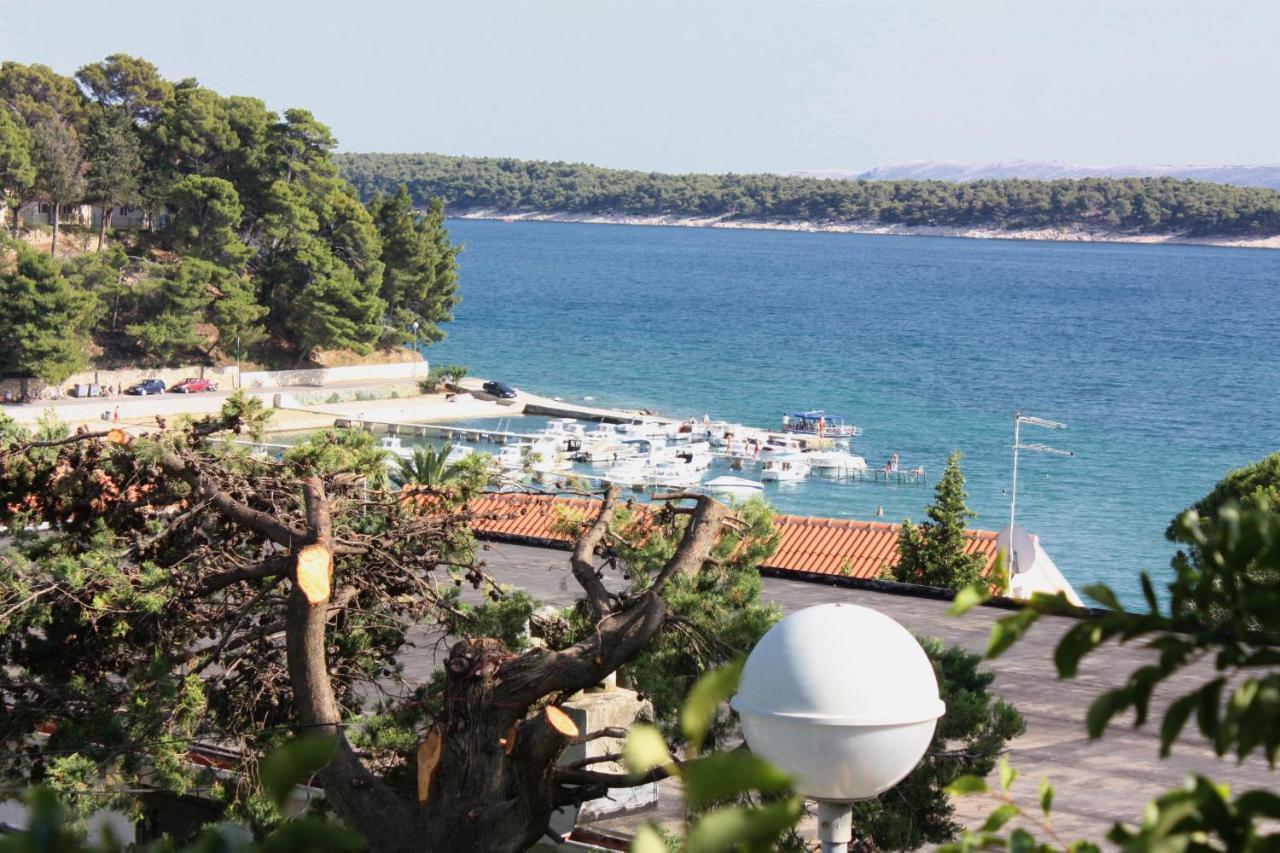 Apartments And Rooms By The Sea Banjol, Rab - 5077 Екстериор снимка