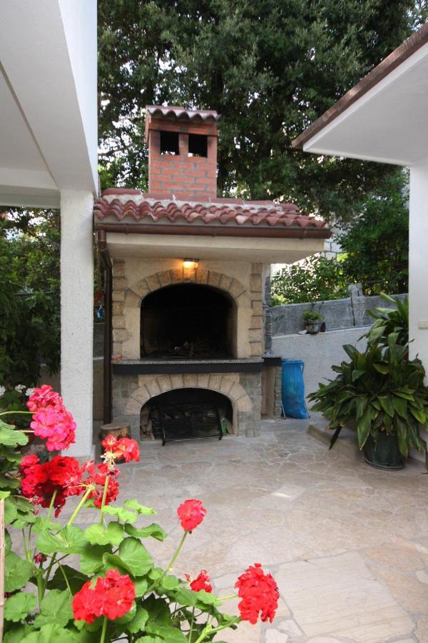Apartments And Rooms By The Sea Banjol, Rab - 5077 Екстериор снимка
