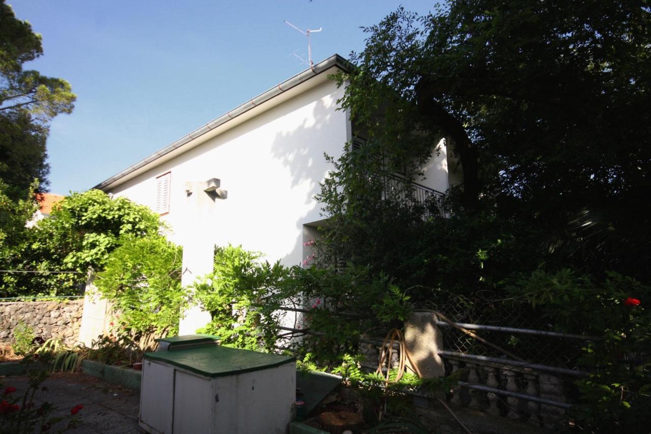 Apartments And Rooms By The Sea Banjol, Rab - 5077 Екстериор снимка